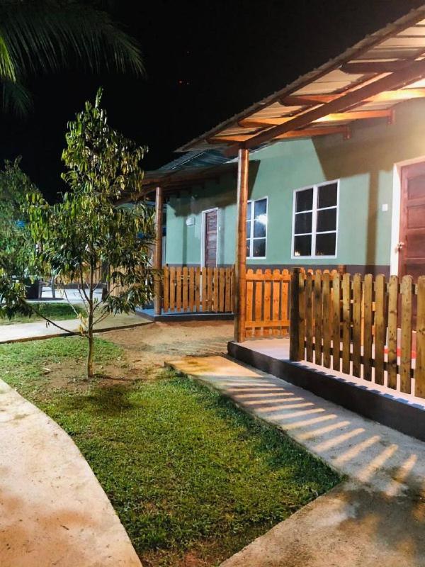 Bb Durio Chalet Kuala Terengganu Exterior photo